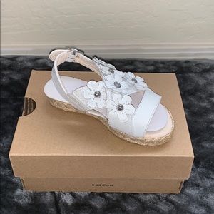 UGG  toddler sandals